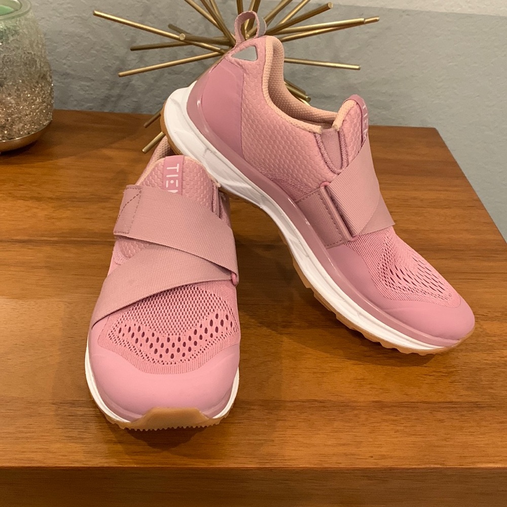 TIEM CYCLING SHOE